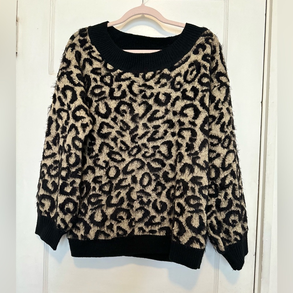 Marc New York Andrew Marc Soft Animal Print Sweater w/Gold Metallic Thread